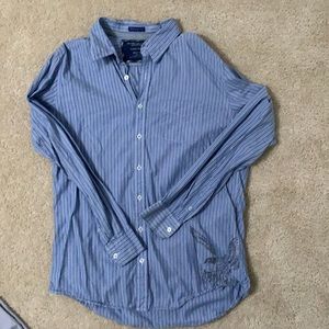American Eagle Outfitters Button Up